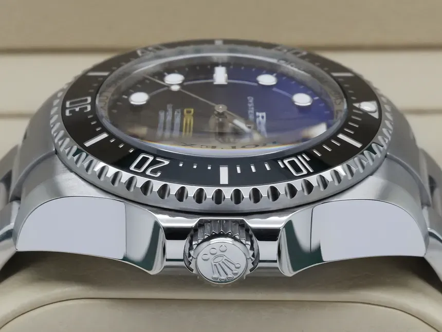 Super clone Rolex Sea-Dweller con variante de esfera azul marino
