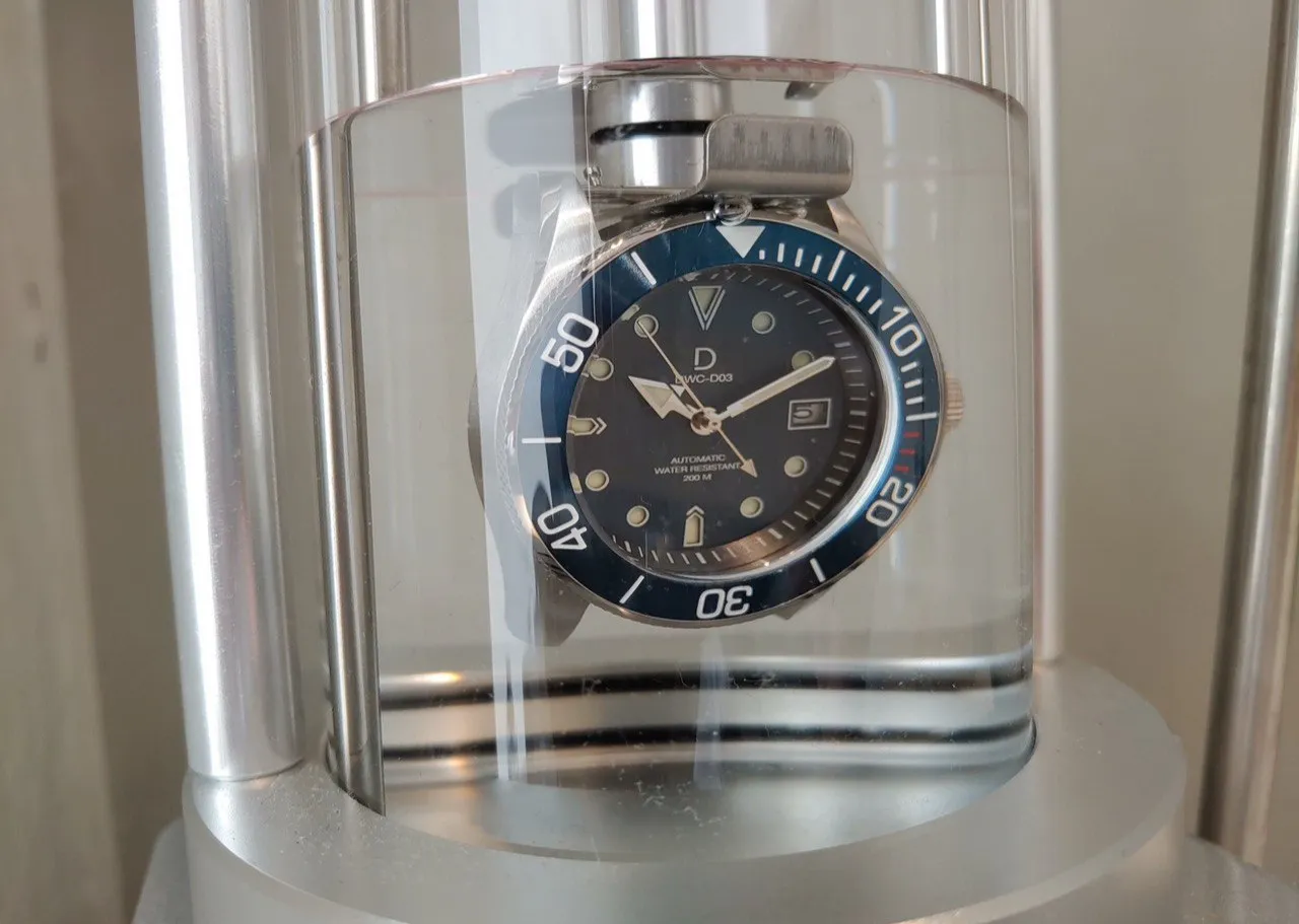 Comprobación de la resistencia al agua en relojes super clone Rolex