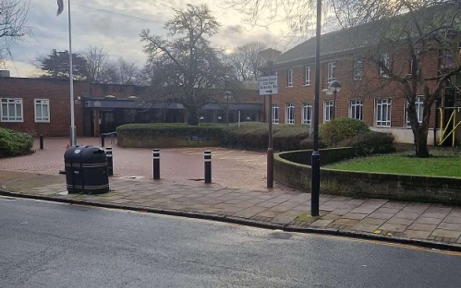 El Tribunal de la Corona de Isleworth en el oeste de Londres