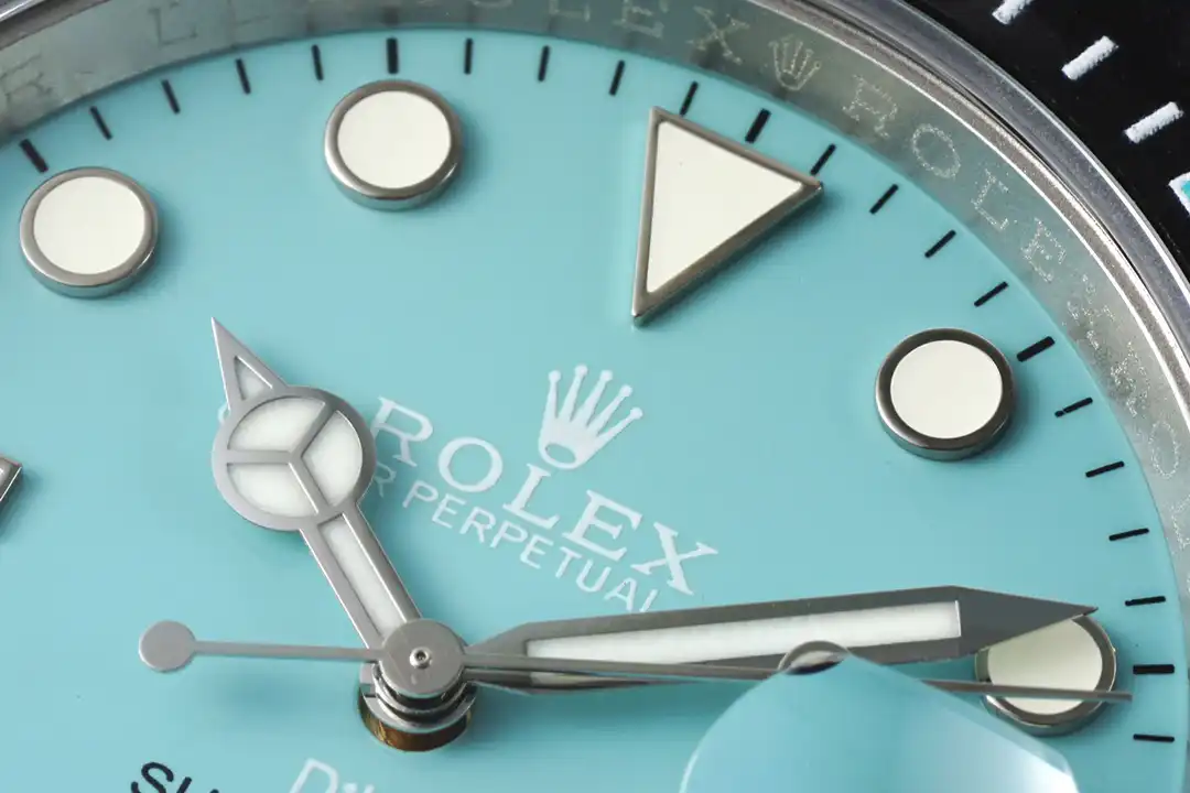 Submariner Parakeet 116610LN Miyota replica, detalle del cierre, acero cepillado