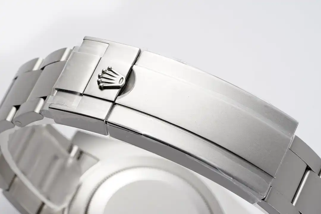Rolex Submariner Parakeet 116610LN replica Miyota, bisel en macro, Cerachrom negro