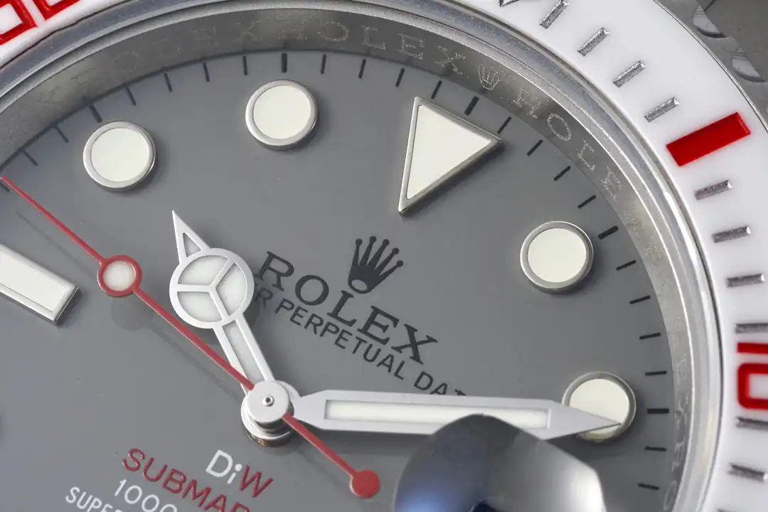 Rolex Submariner DIW 116610LN replica, detalle de cierre, brazalete Oyster de acero inoxidable