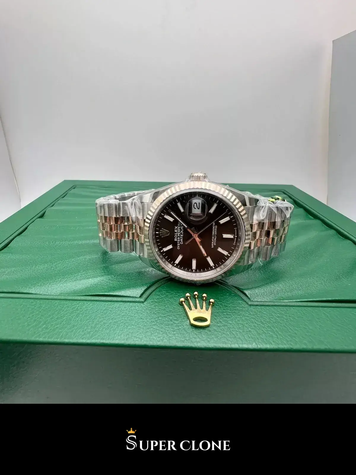 Rolex Datejust 126231 replica, esfera chocolate, vista 6 perfil de la caja de 36 mm