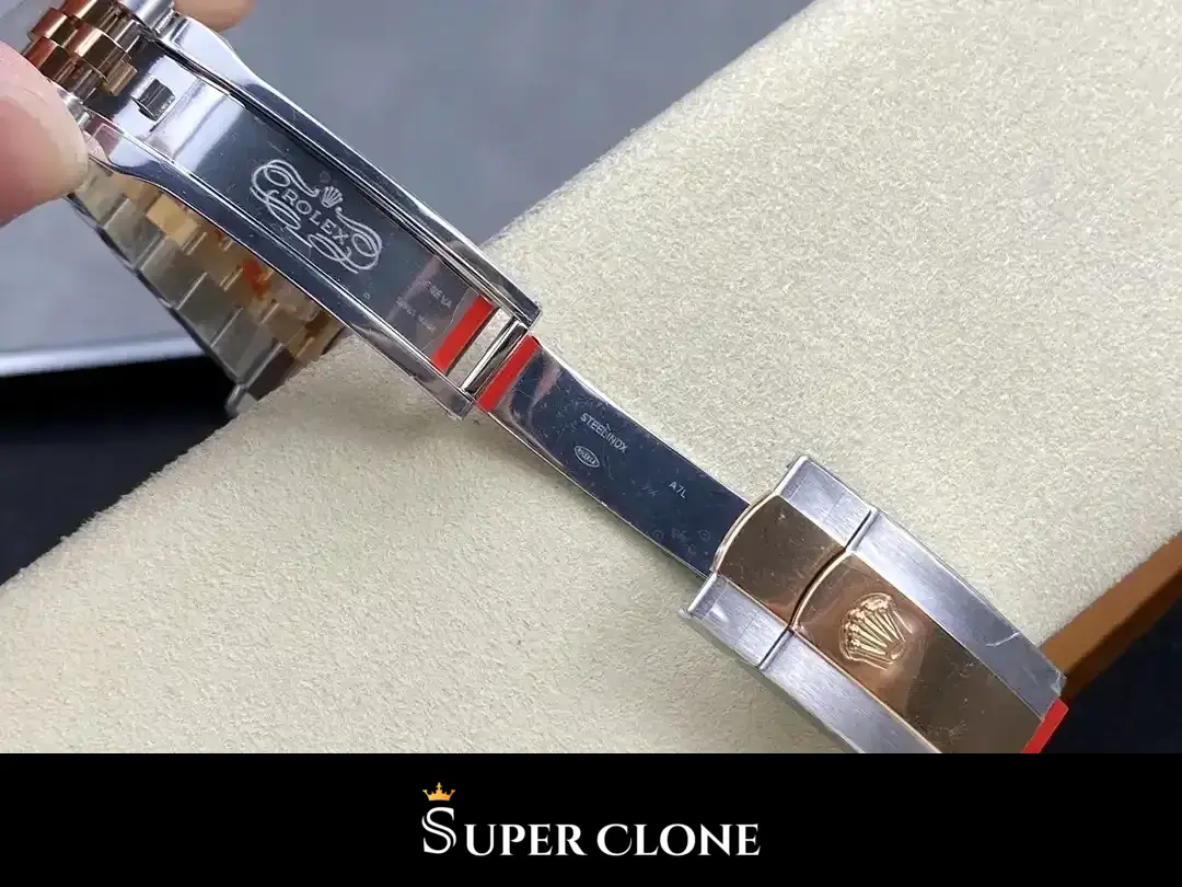 Rolex Datejust 126331 replica 41mm, brazalete Jubilee en la muñeca