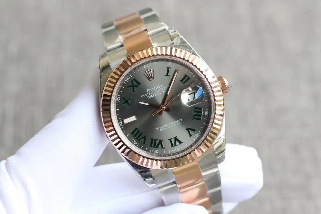 Rolex Datejust 126331 réplica en la muñeca, caja Rolesor Everose de acero y oro rosa de 41 mm