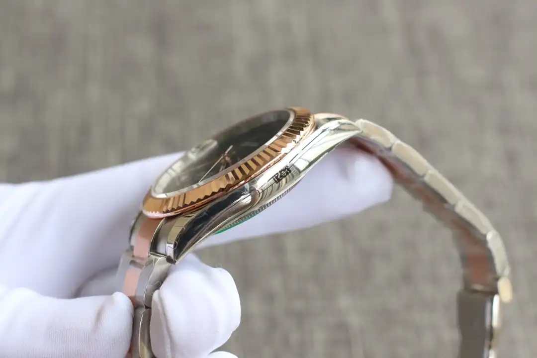 Rolex Datejust 126331 réplica Miyota — detalle del brazalete