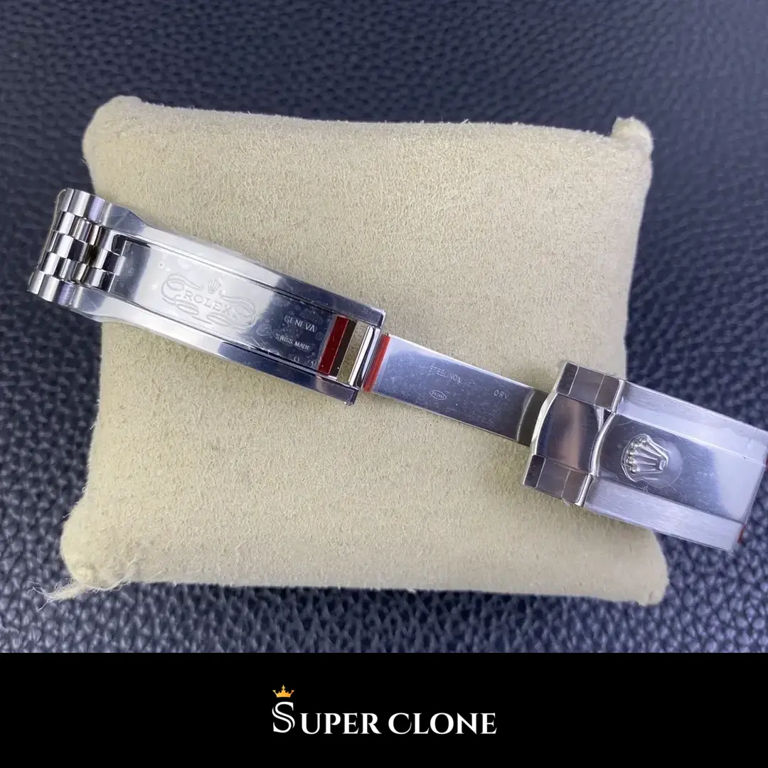 Rolex Datejust 126334 replica, esfera negra, vista 2