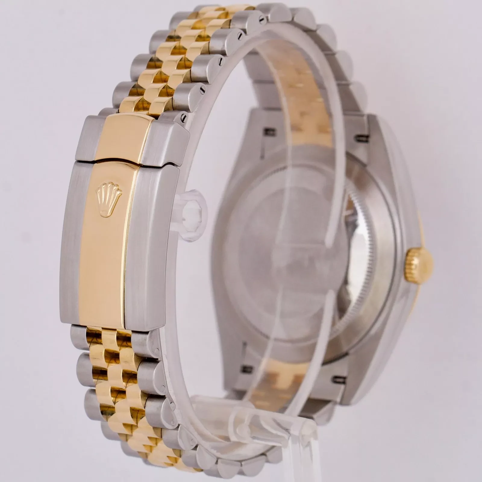 Rolex Datejust 126333 replica esfera pizarra, detalle del fondo de caja