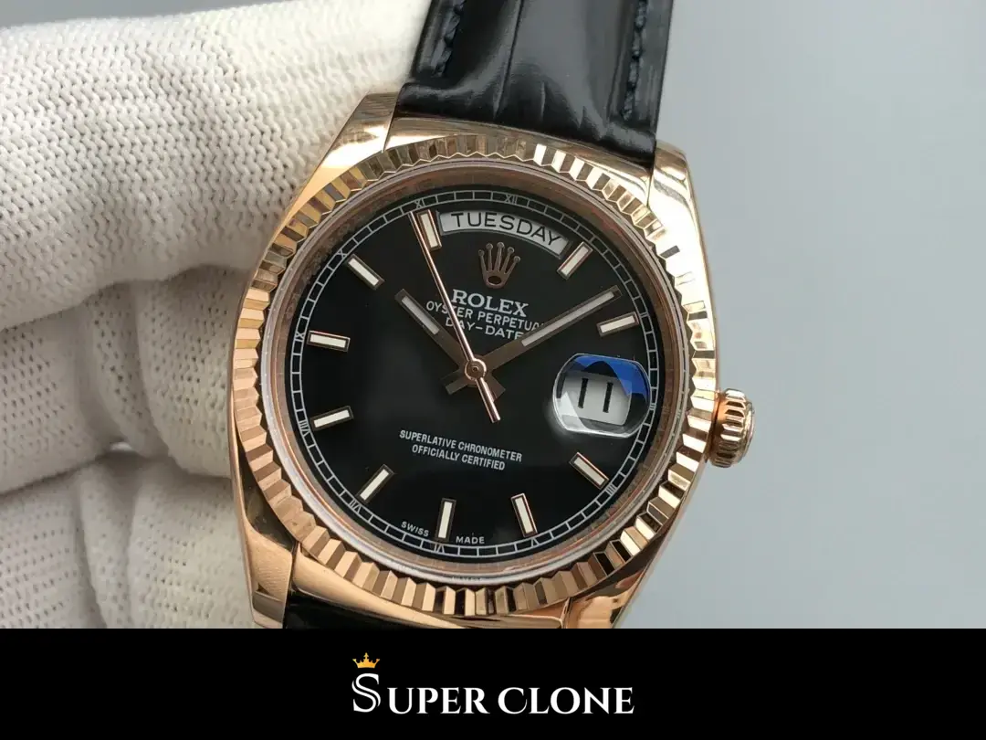 Rolex Day-Date 118135CH replica, ventana del día a las 12