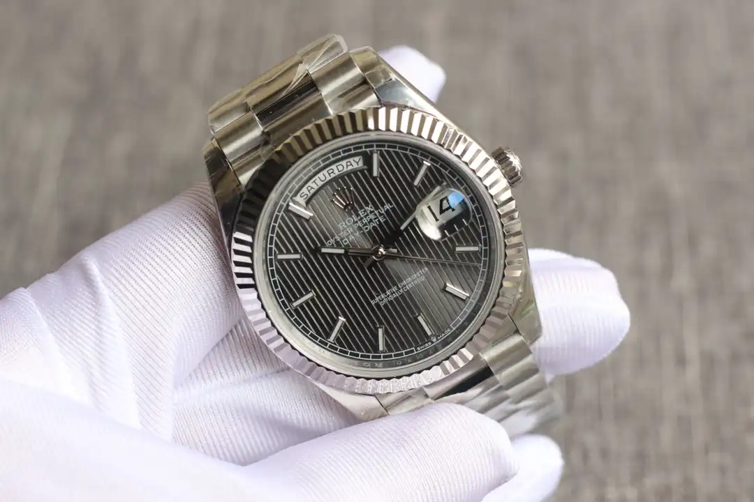 Day-Date 228239 réplica, detalle del brazalete President en oro blanco 18k