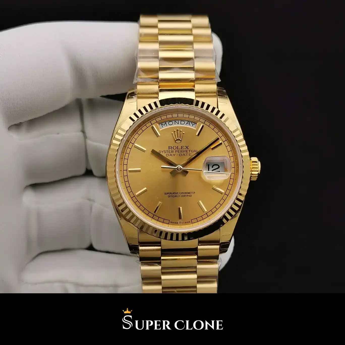 Rolex Day-Date 128238 replica, primer plano de la esfera dorada