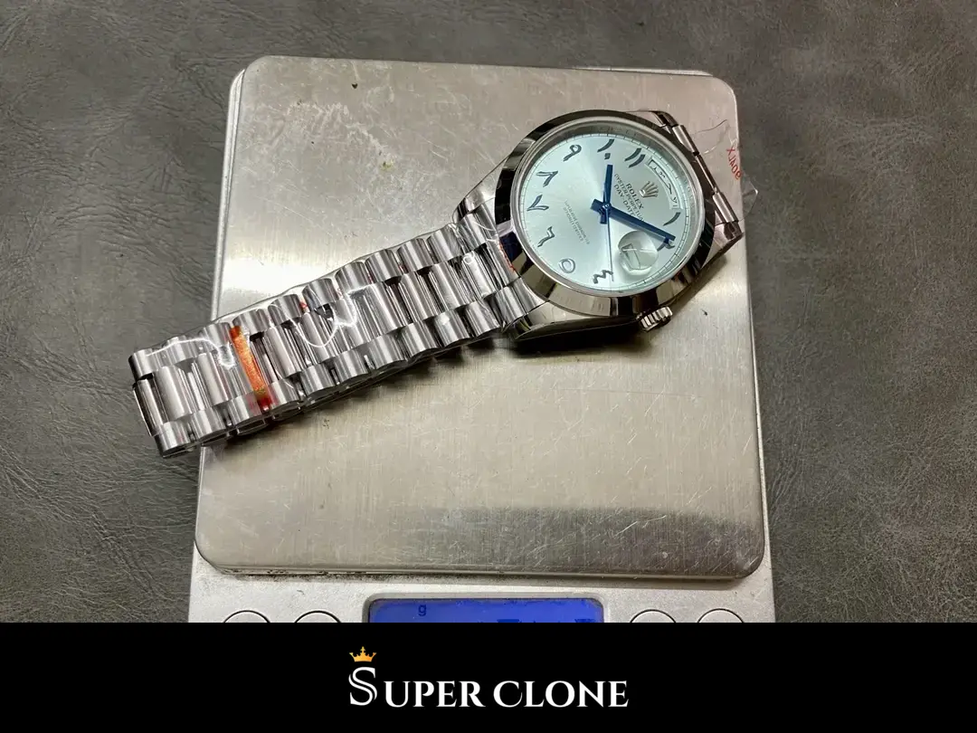 Rolex Day-Date 228206 réplica, fecha con Cyclops a las 3, azul hielo