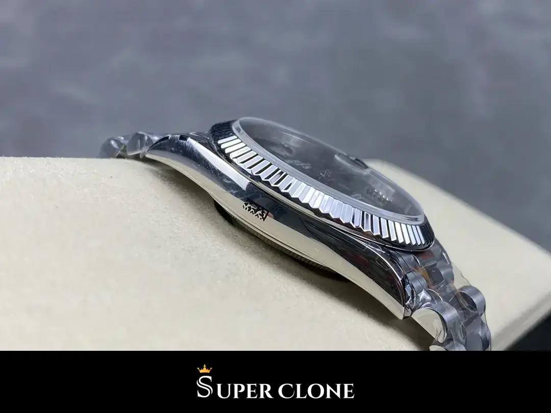 Rolex Day-Date 228239 replica, esfera verde, vista 6