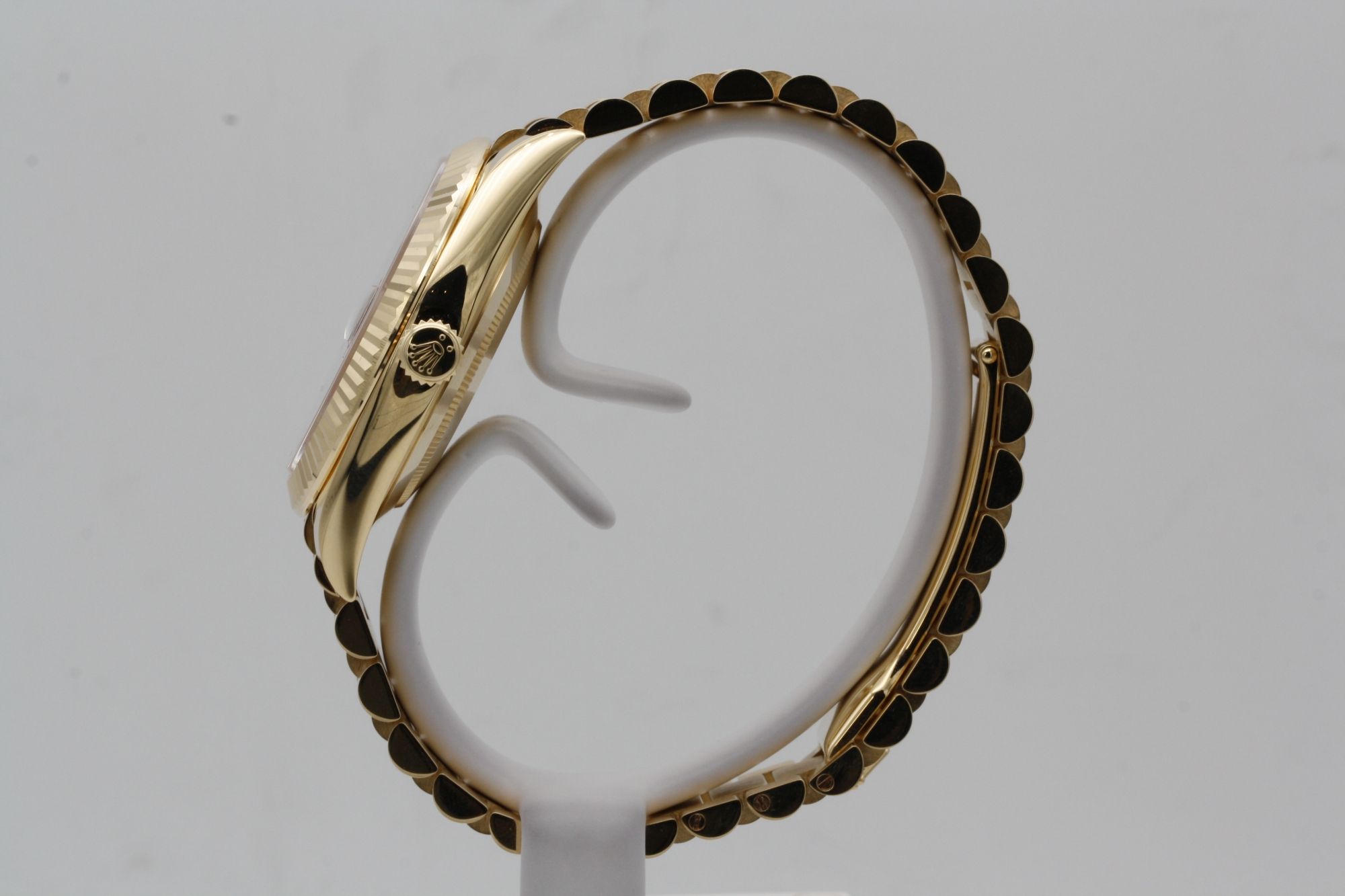 Rolex Day-Date 228238 replica, perfil lateral