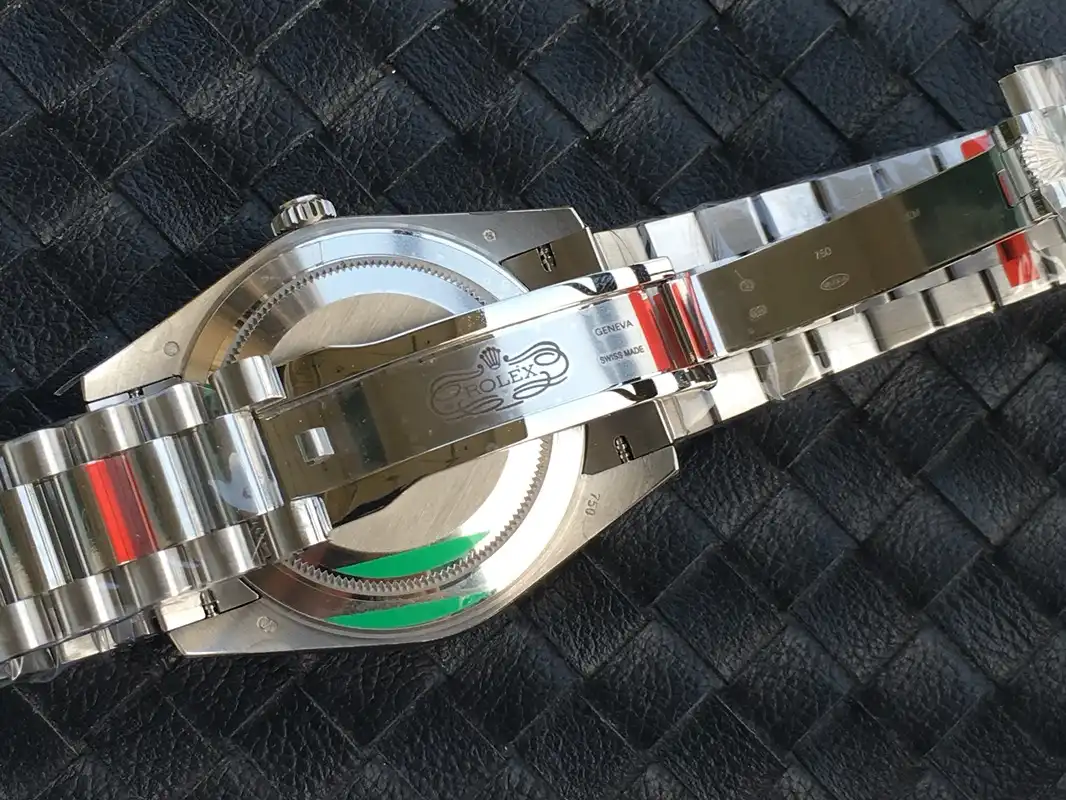 Day-Date 228239 réplica de Rolex — toma del lume