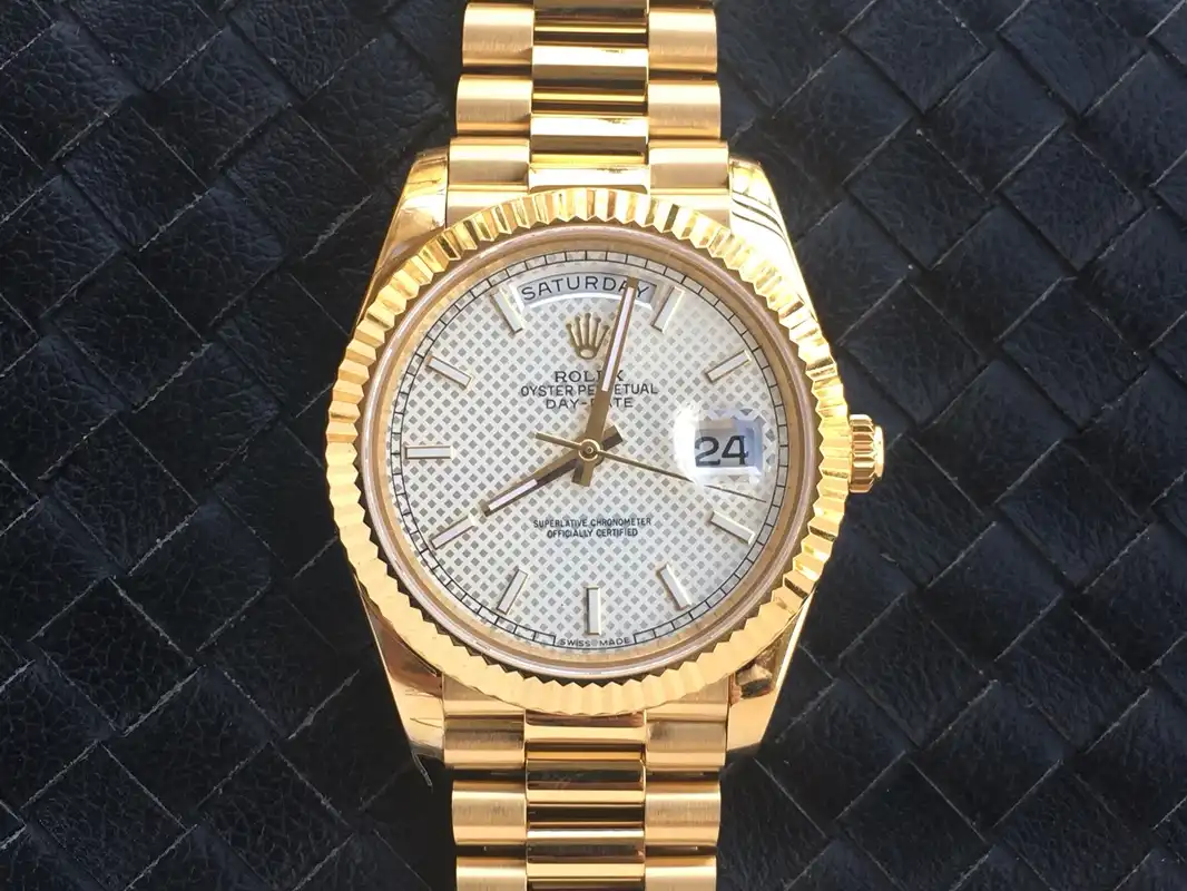 Brazalete President de oro amarillo de la Réplica Rolex Day-Date 228238 esfera plata motivo