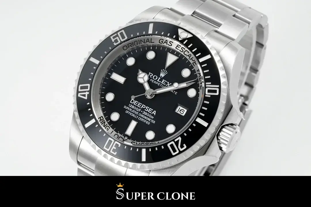 Rolex Deepsea 116660 replica, detalle de la corona y la caja