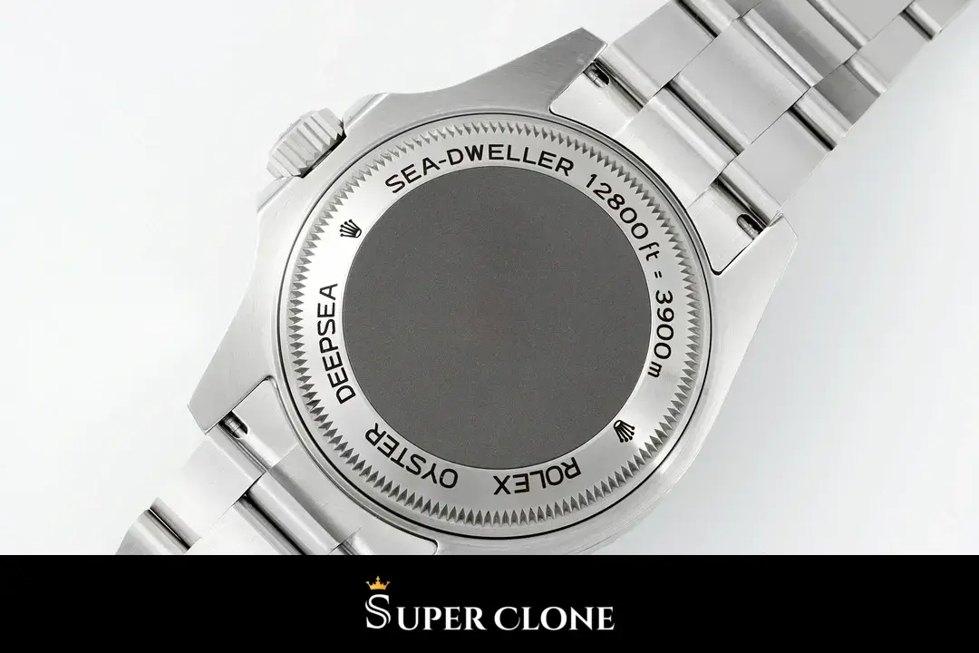 Rolex Deepsea 126660 réplica esfera negra, detalle de corona y caja