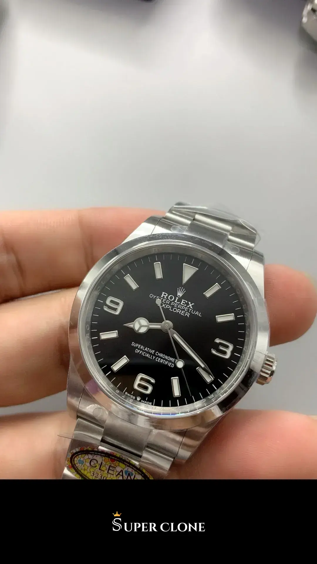 Rolex Explorer 124270 replica esfera negra, vista 2