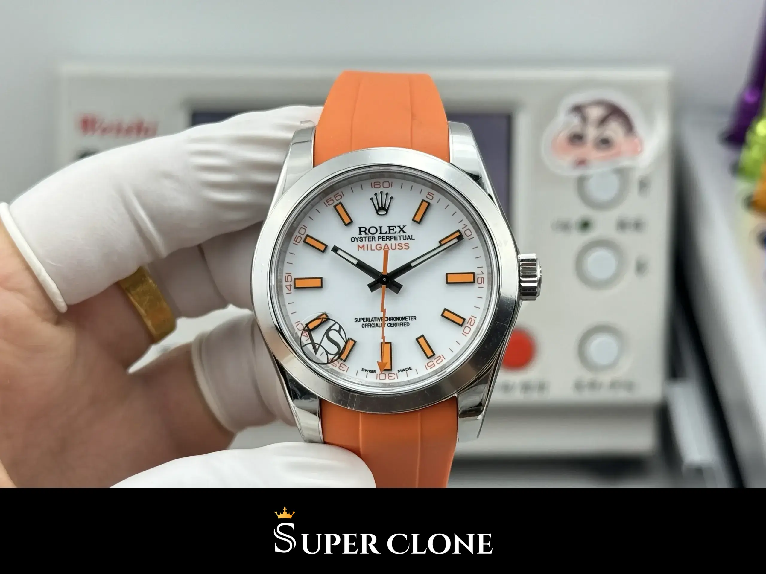Rolex Milgauss 116400 replica esfera blanca, cristal de zafiro verde