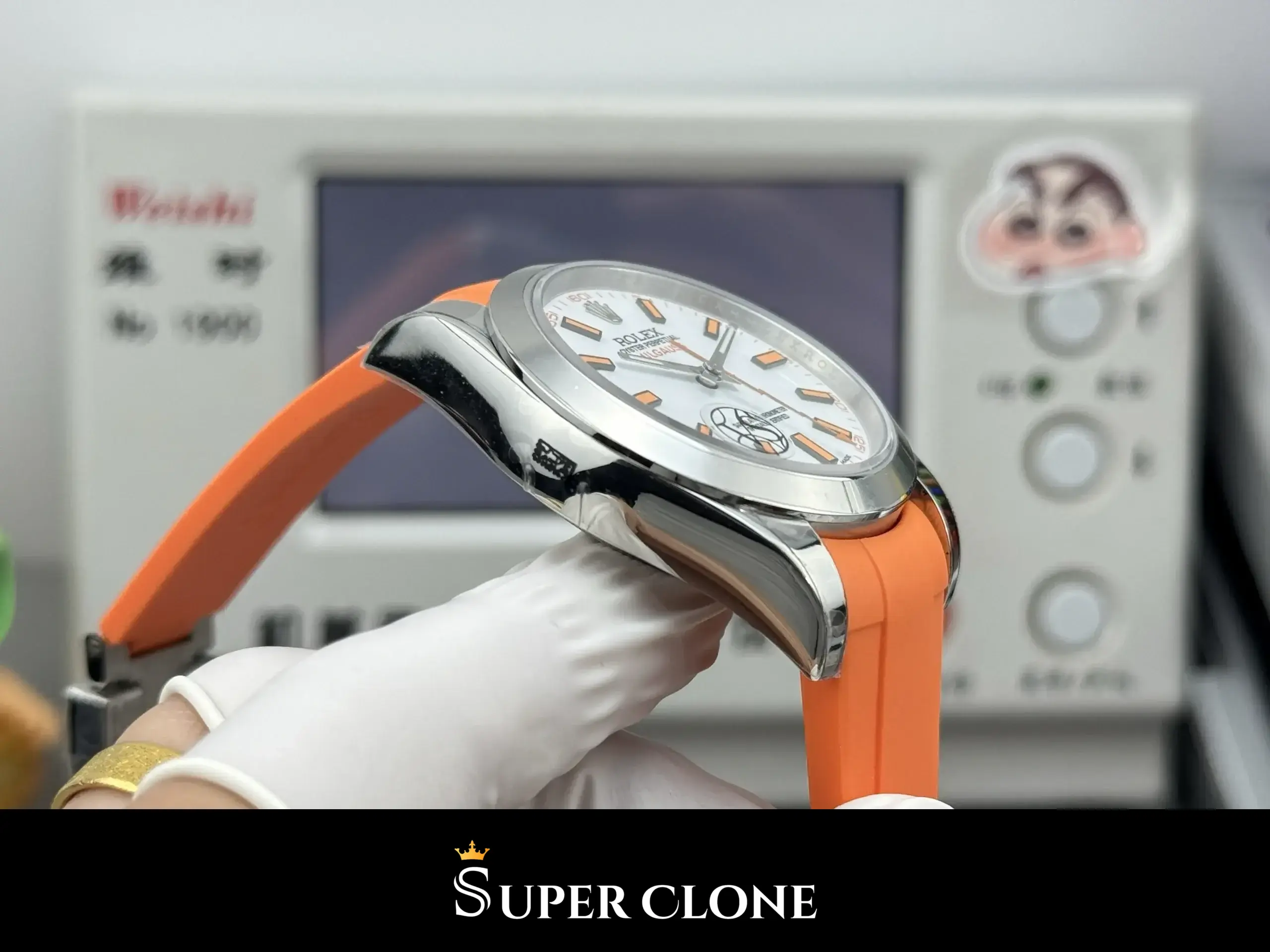 Rolex Milgauss 116400 replica esfera blanca, bisel liso pulido