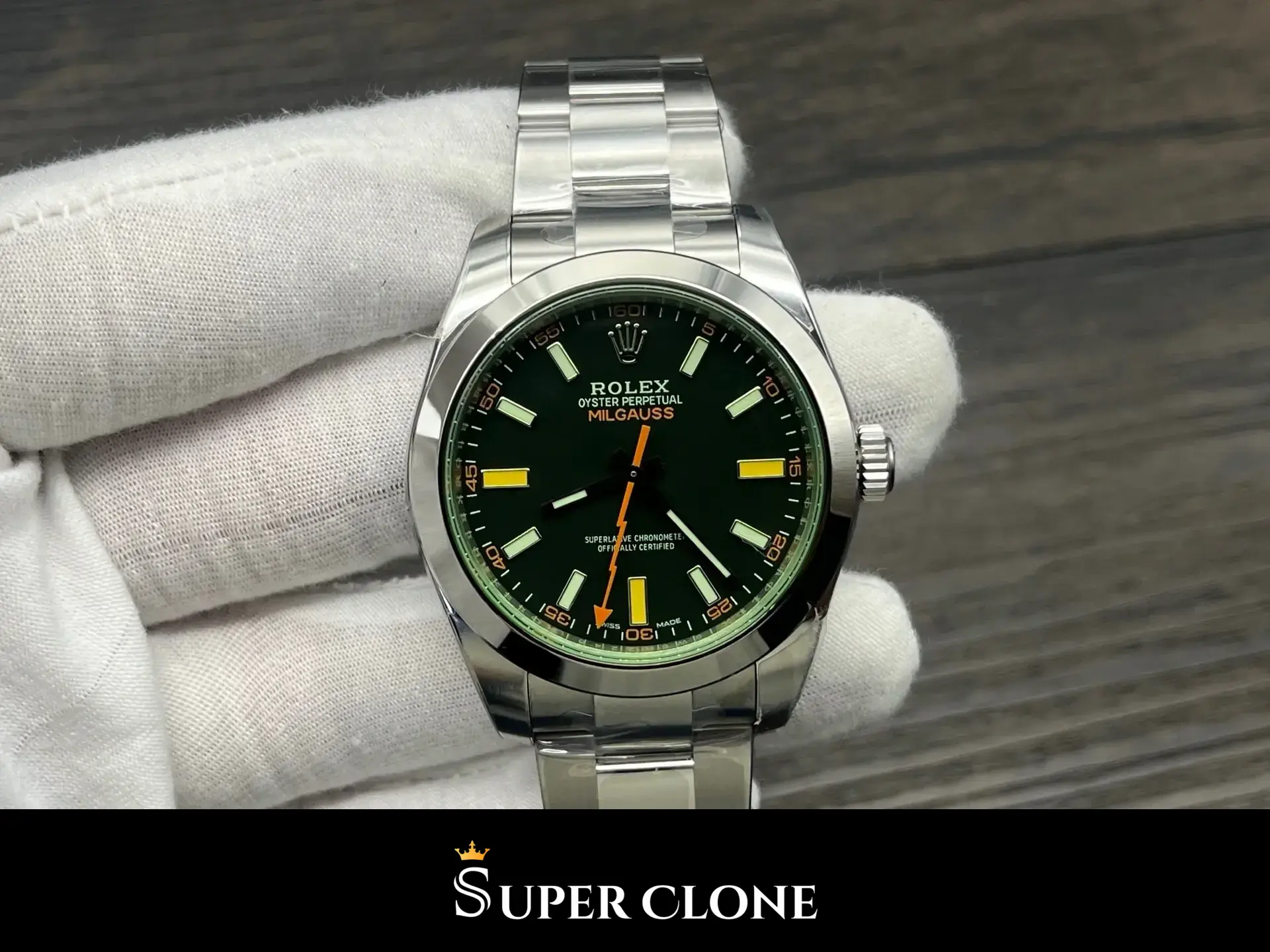 Rolex Milgauss 116400GV replica, cristal de zafiro verde, vista 3