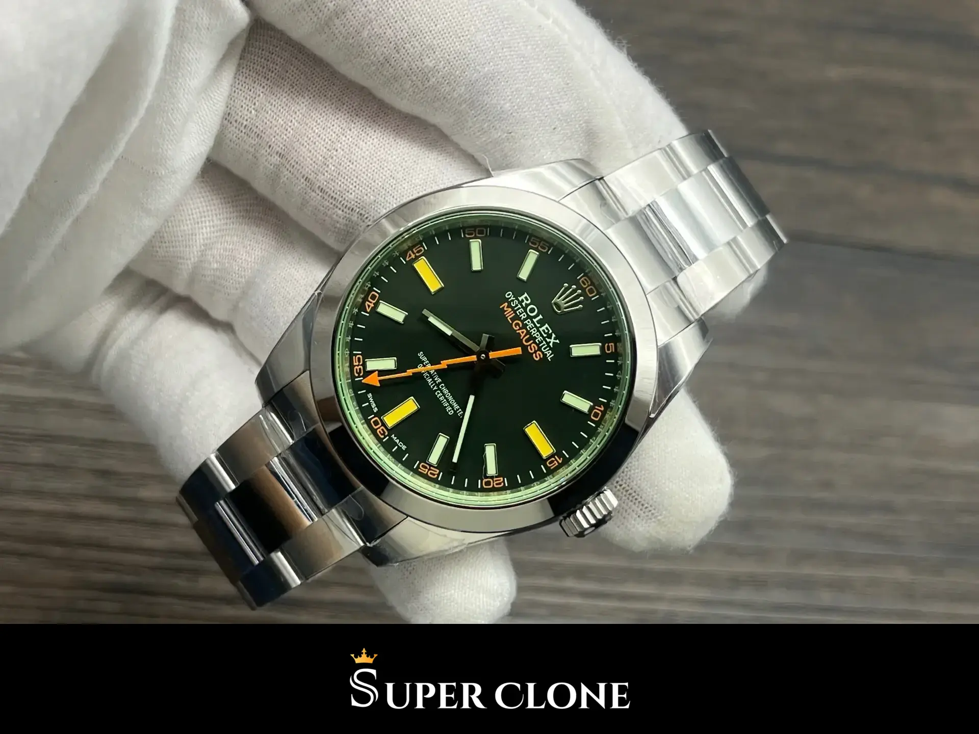 Rolex Milgauss 116400GV replica, esfera negra, vista 8