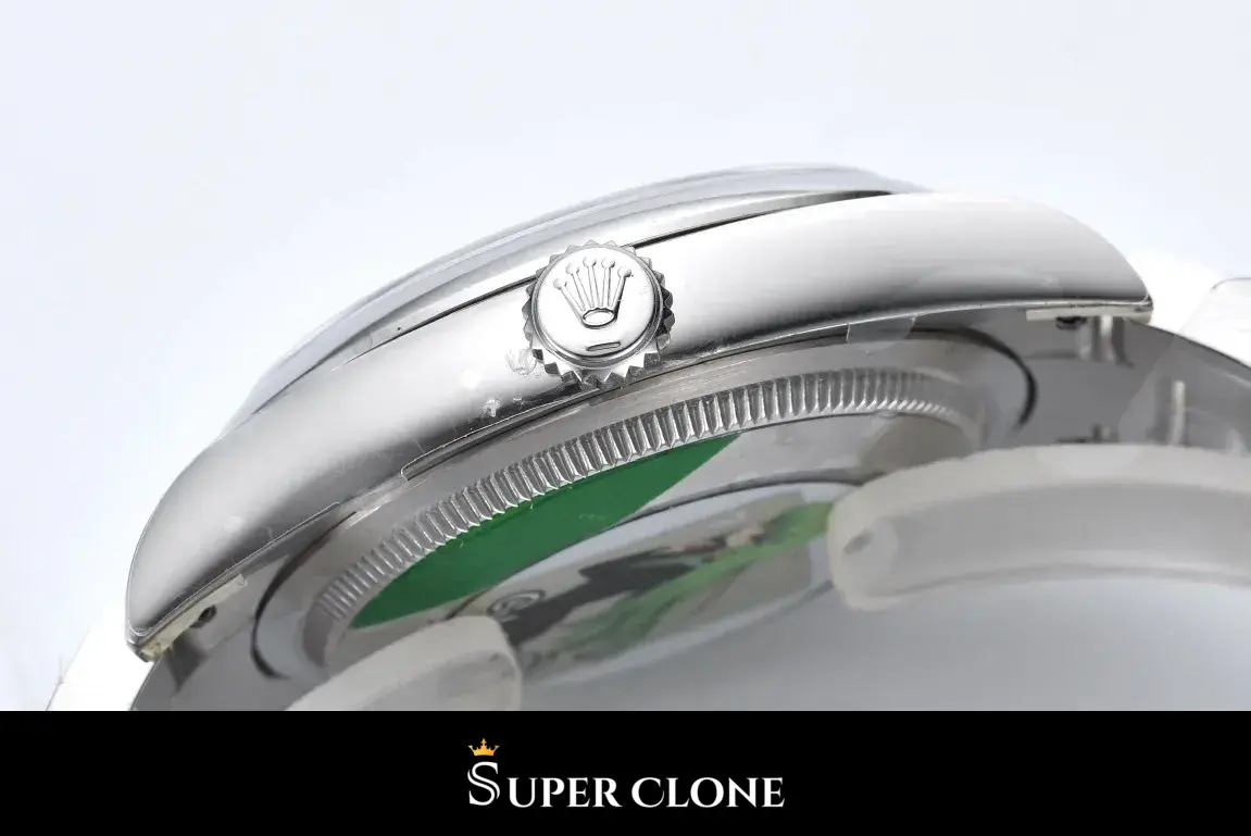 Rolex Oyster Perpetual 126000 replica, vista 15, negro