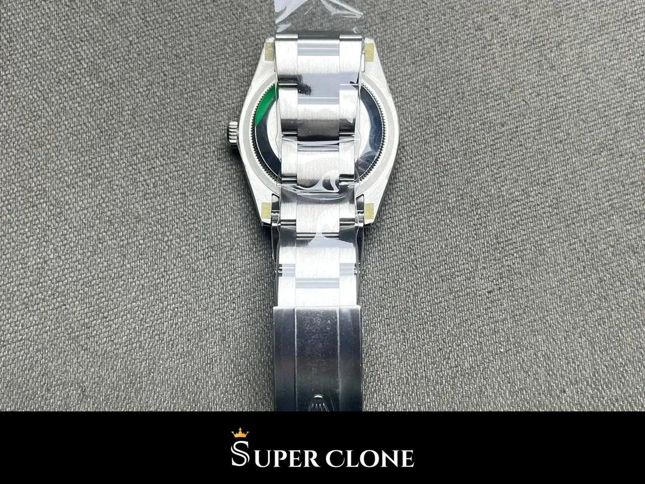 Rolex Oyster Perpetual 126000 replica, perfil lateral de la caja