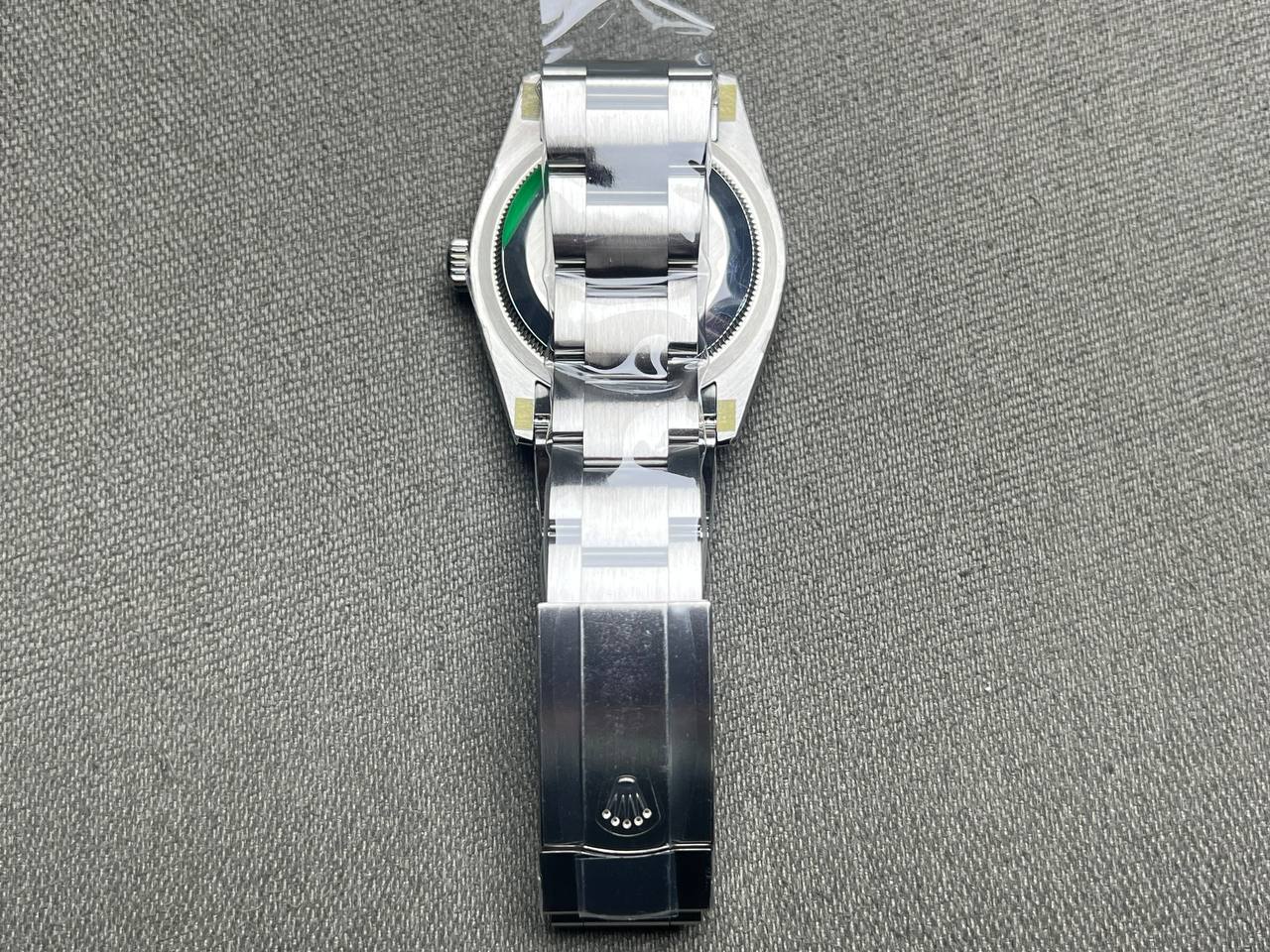 Oyster Perpetual 126000 miyota replica, perfil lateral, turquesa