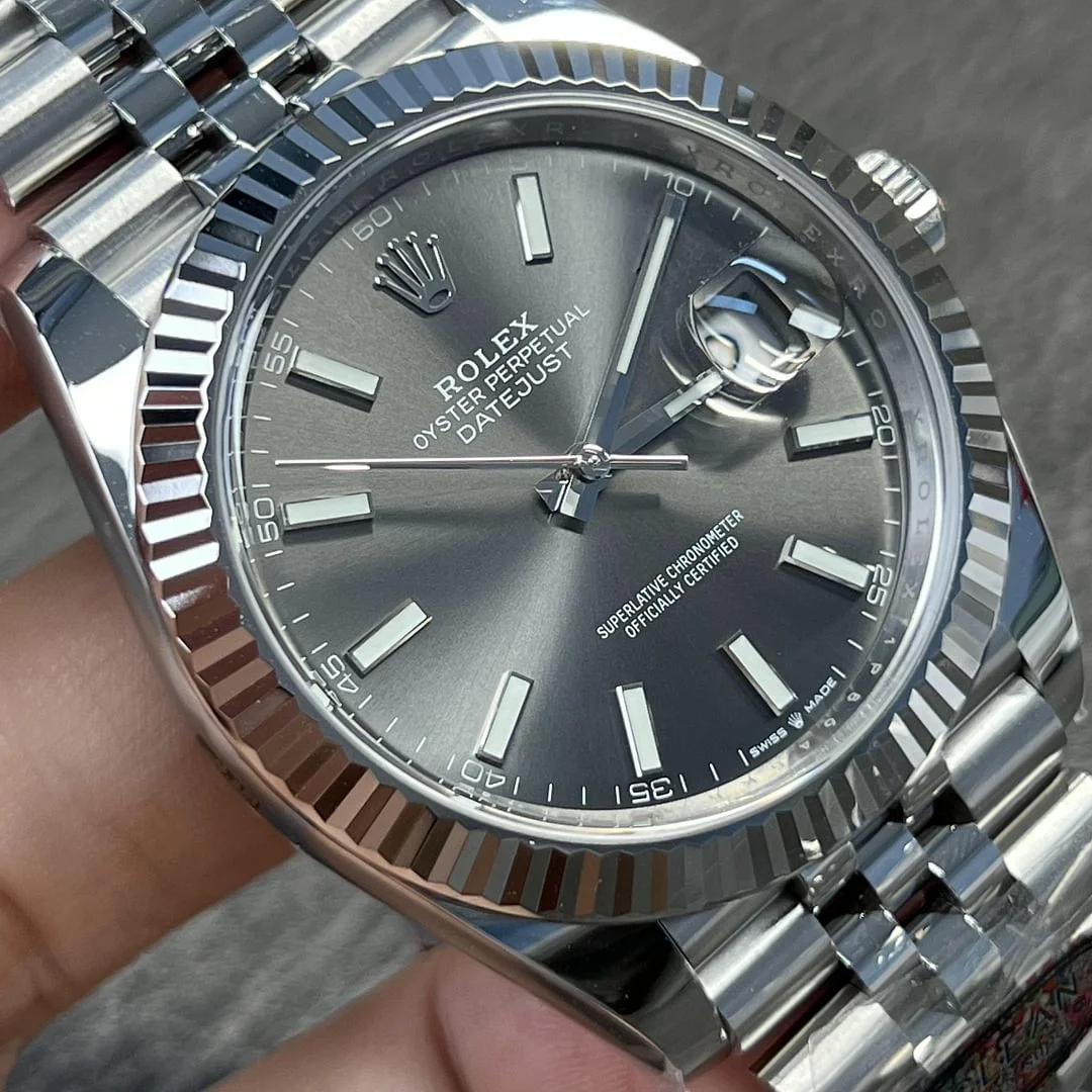 Rolex Datejust 126334 réplica Miyota esfera rodio — vista frontal
