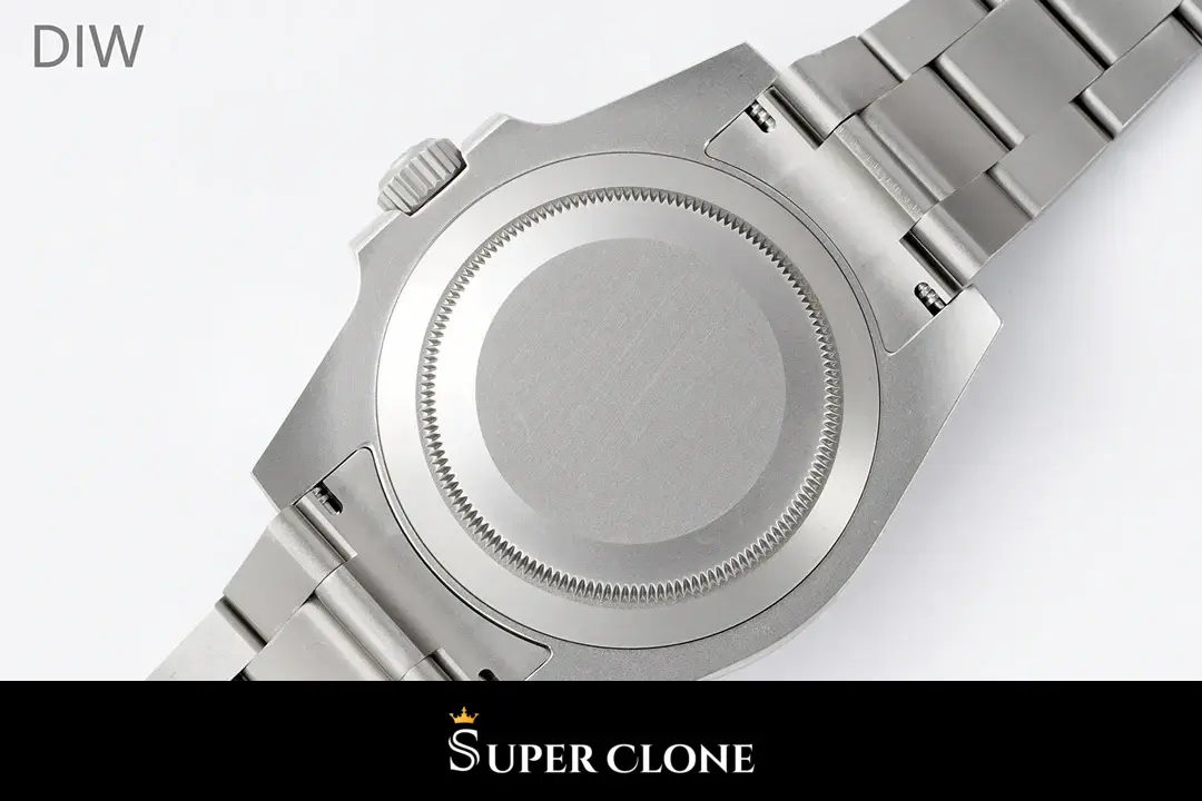 Rolex Submariner Parakeet 116610 replica, detalle del cierre, Glidelock de acero