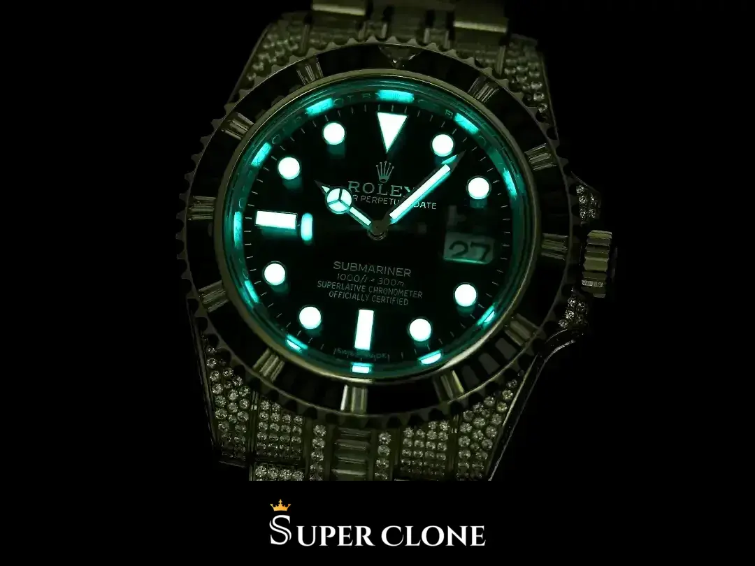 Rolex Submariner 116610LN replica, vista del fondo de caja, caja de 40 mm con diamantes