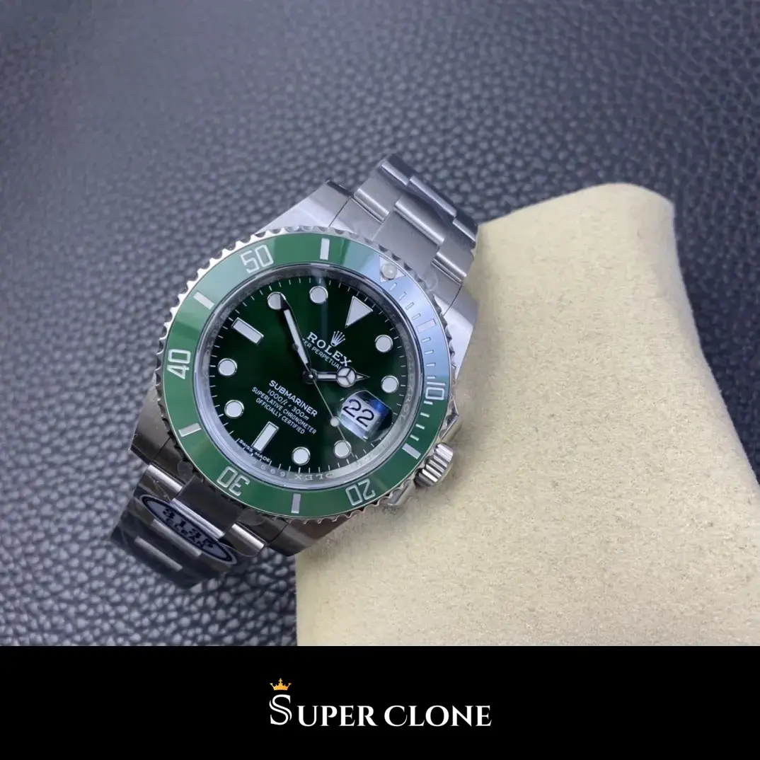 Rolex Submariner Hulk 116610LV replica, macro del bisel, Cerachrom ceramica verde