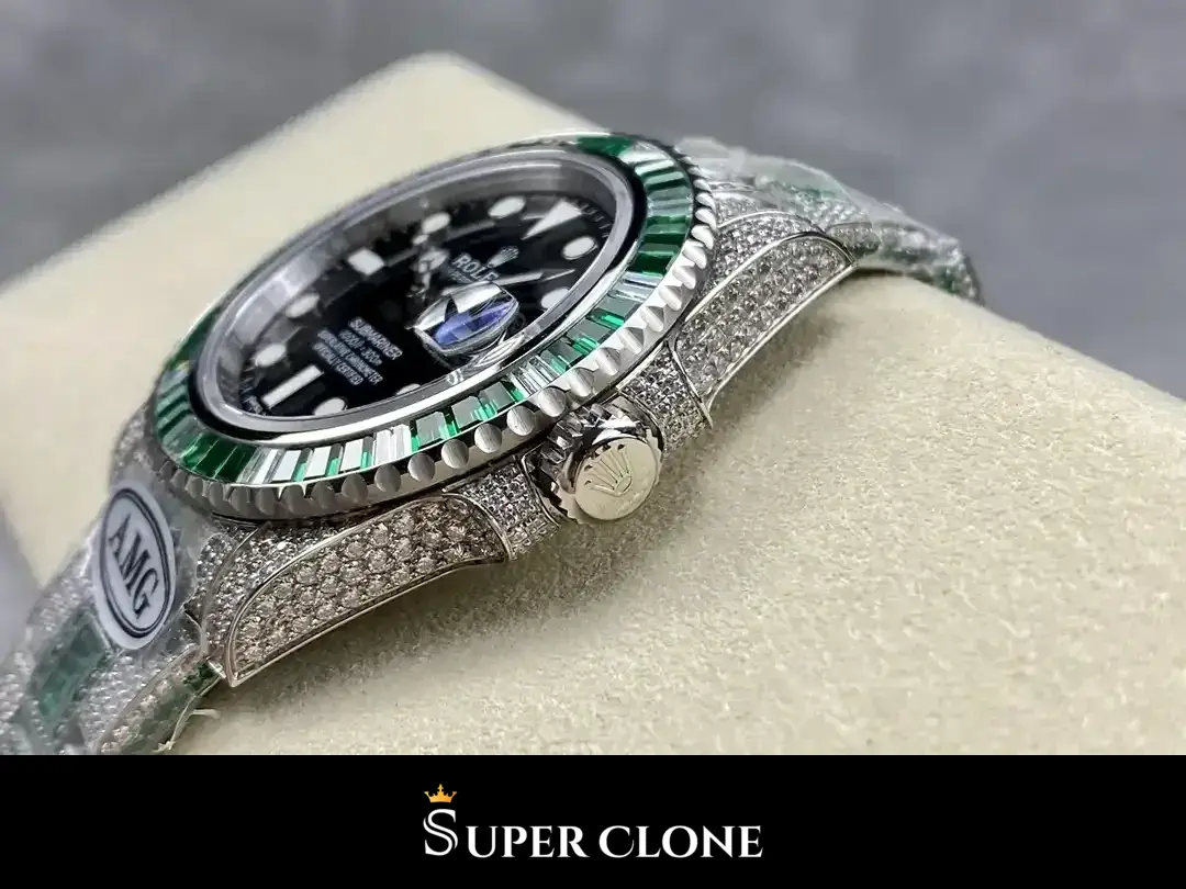 Rolex Submariner 126610LV replica, detalle del cierre, eslabones del brazalete Oyster engastados