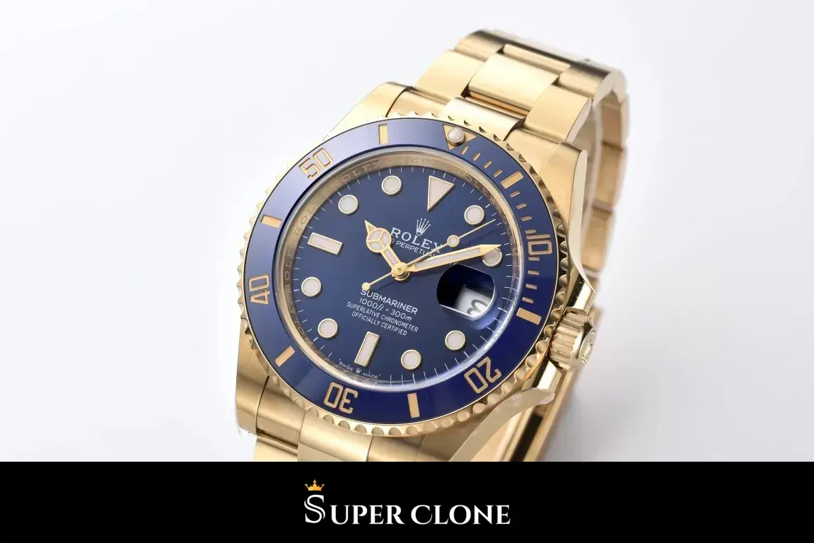 Rolex Submariner 126618LB replica, primer plano de indice, plots aplicados con borde de oro