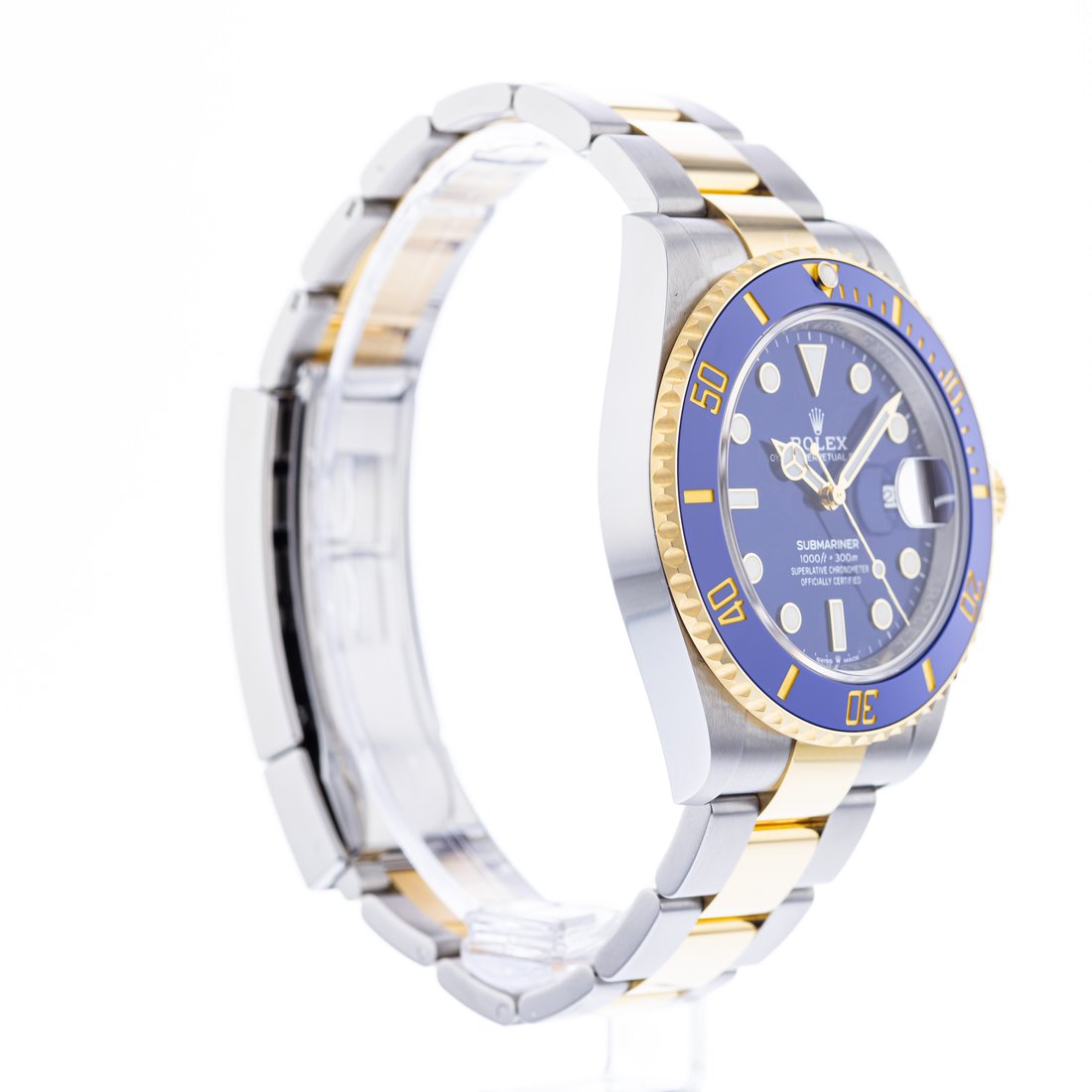 Rolex Submariner 126613LB replica, vista en ángulo, bicolor de acero y oro