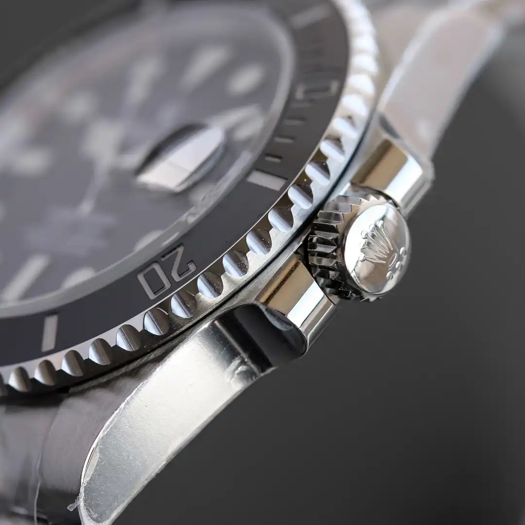 Rolex Submariner 126610LN replica, corona y caja, Oystersteel de 41 mm