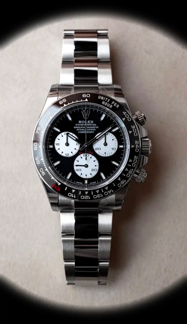 Daytona 126529LN Le Mans clon suizo 40 mm, detalle de la esfera negra