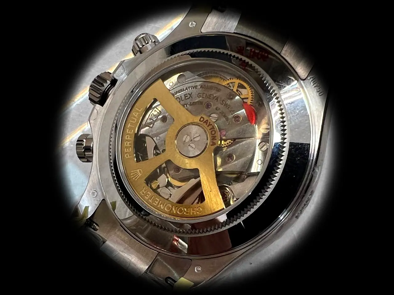 Daytona 126506 clon suizo, detalle del brazalete Oyster en platino