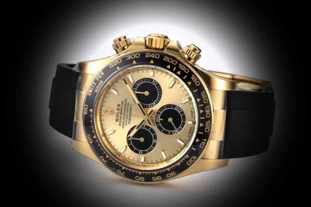 Rolex Daytona 126518LN clon suizo, perfil lateral, oro amarillo