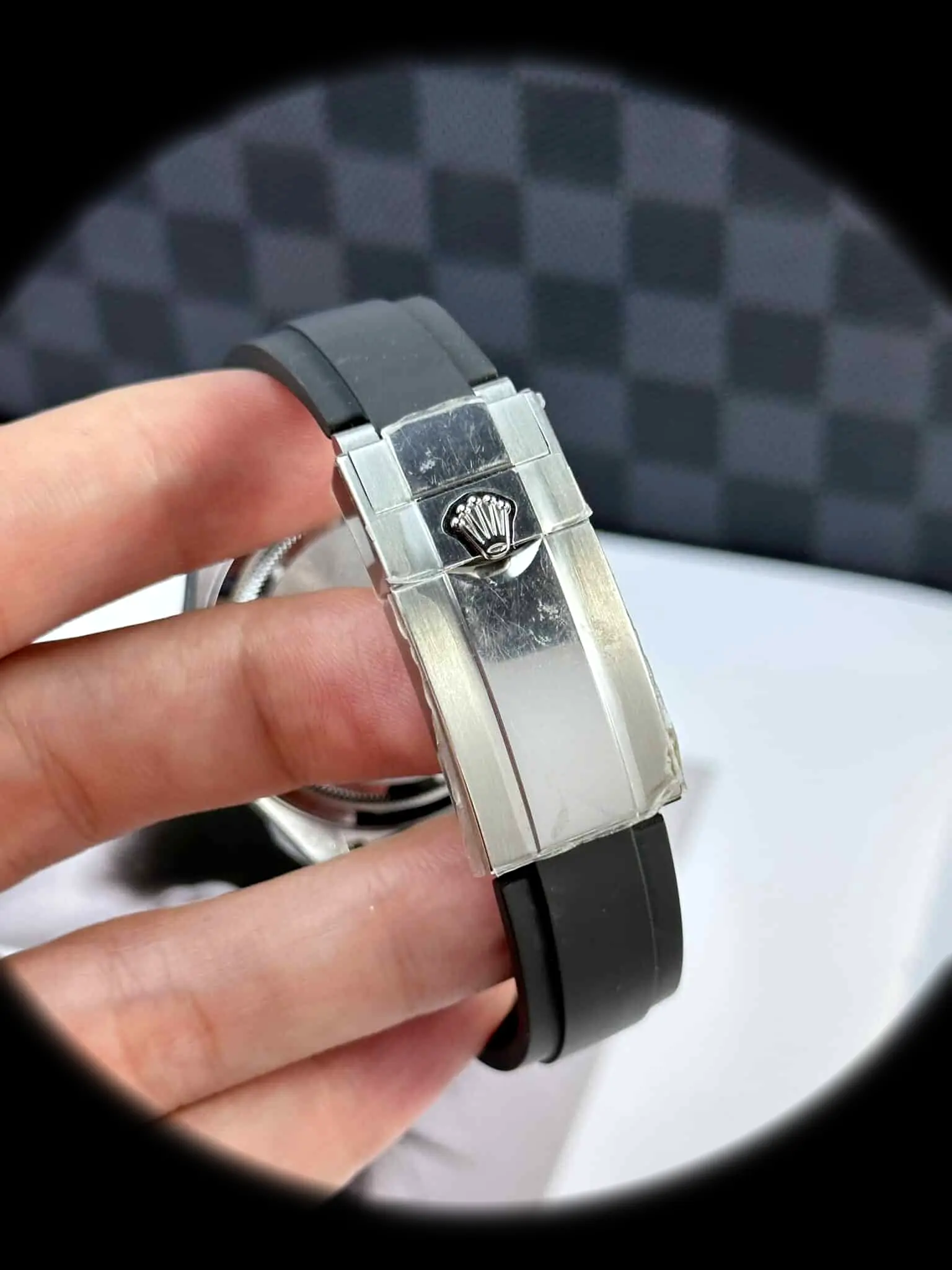 Rolex Daytona 126519LN Super Clon, primer plano de los índices baton y agujas