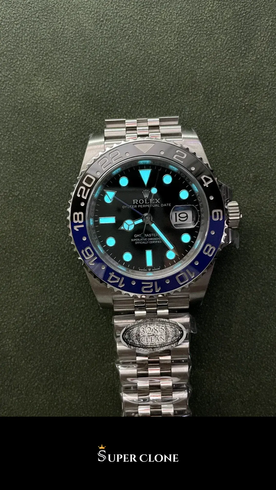 Rolex GMT-Master 126710BLNR replica, esfera verde, vista 10