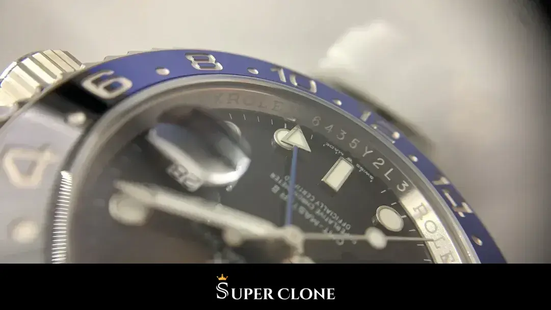Rolex GMT-Master 126710BLNR replica, esfera verde, vista 26