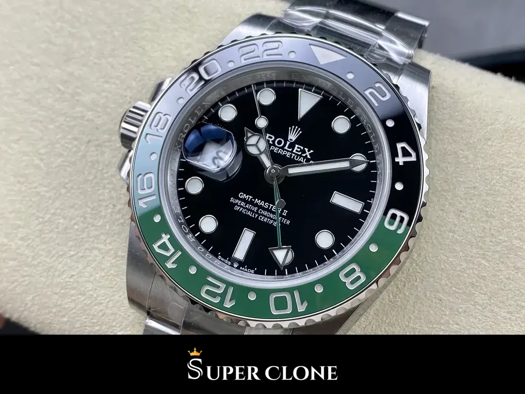 Rolex GMT-Master 126720VTNR replica, esfera negra, vista 3