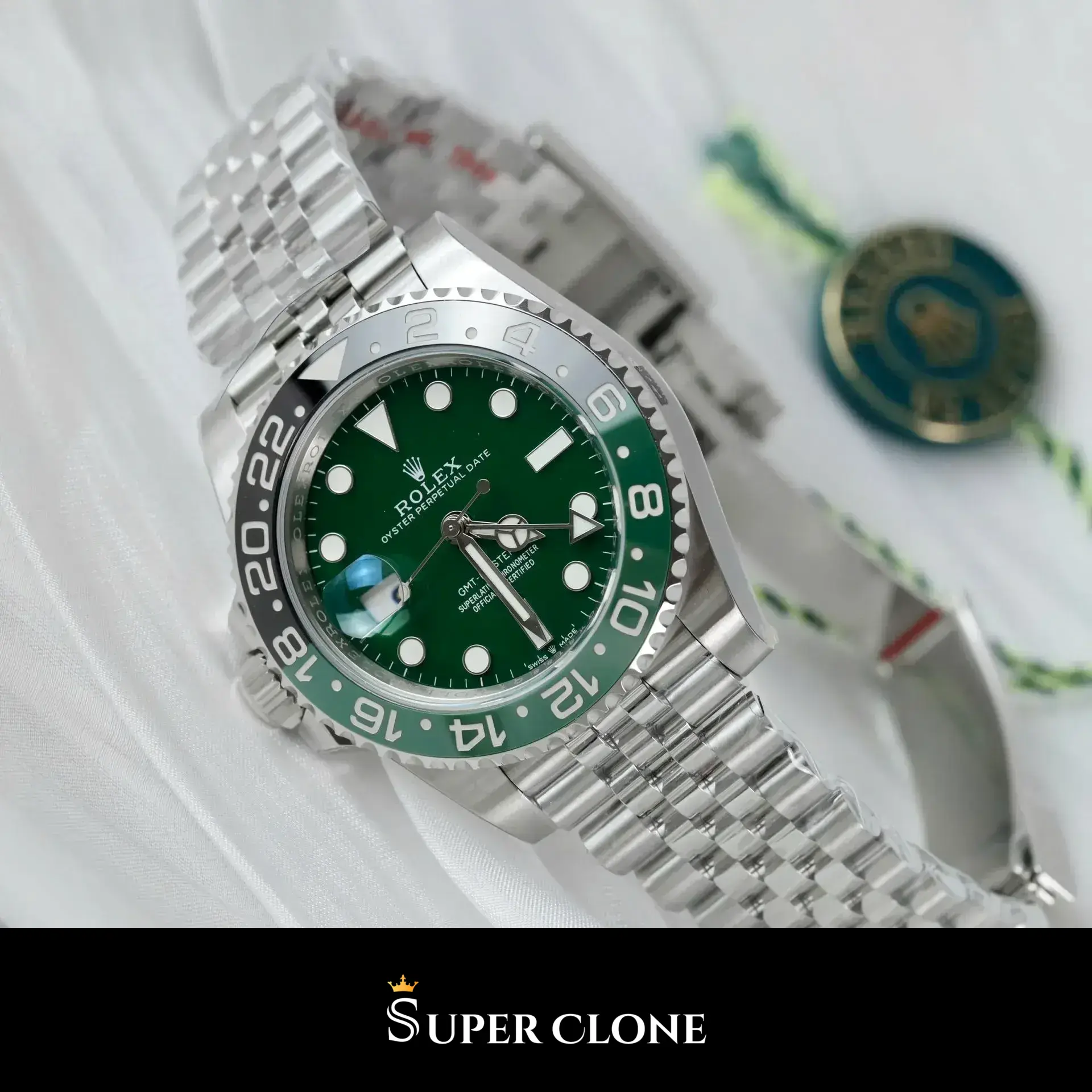 Rolex GMT-Master II 126729VTNR replica, detalle del fondo de caja, negro