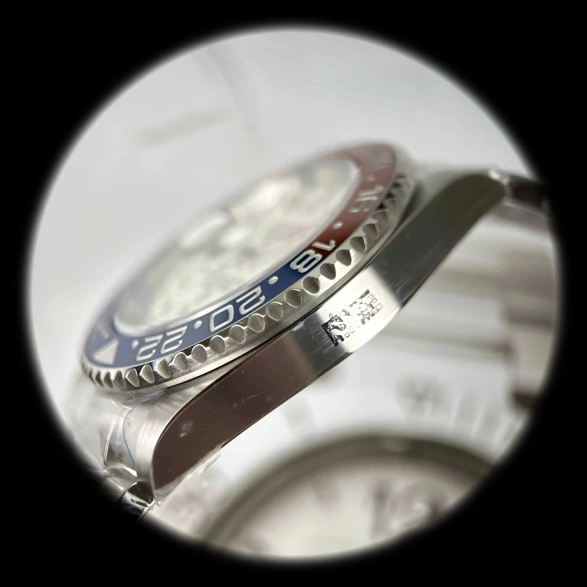 Rolex GMT-Master II 126719BLRO super clon, detalle de corona y caja, 40mm