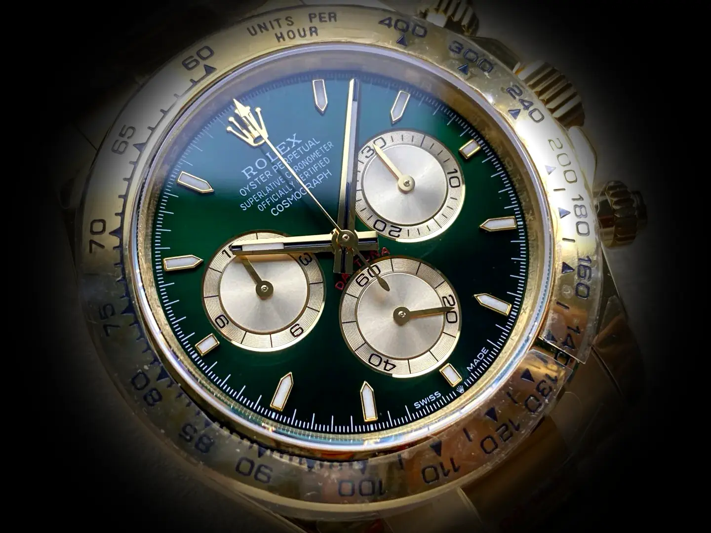 Rolex Daytona 126508 replica, detalle del fondo de caja, oro amarillo
