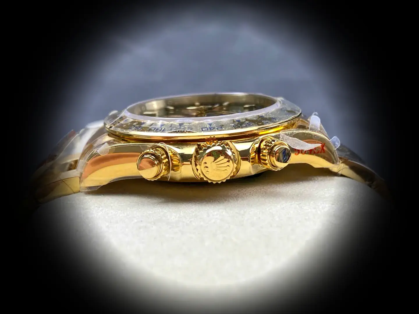 Rolex Daytona 126508 replica, detalle del brazalete Oyster de oro solido