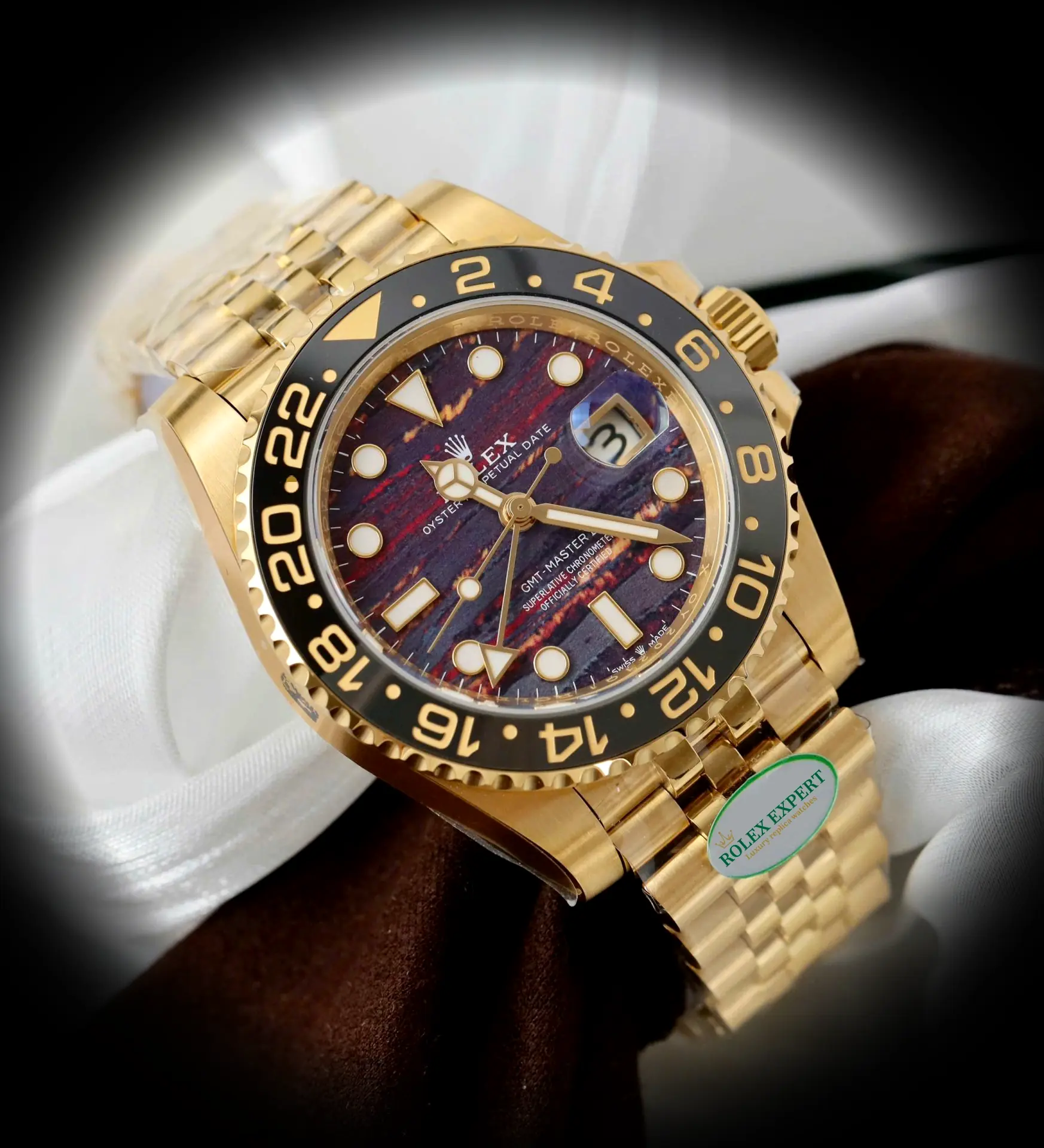 Rolex GMT-Master II 126718GRNR super clon, perfil lateral en oro amarillo